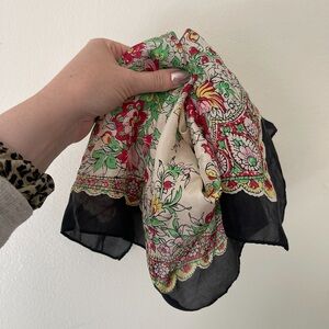 DEELEE/ Floral Silk Scarf